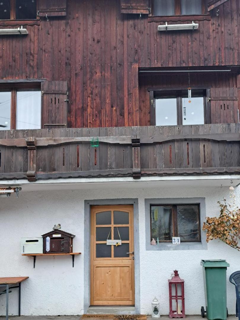 Chez Ninfa Apartment Villeret Exterior photo